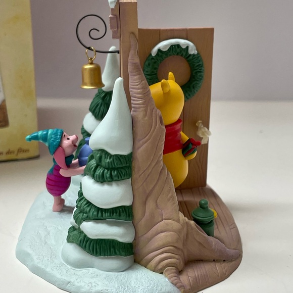 Hallmark Ornament Gift Exchange, Winnie the Pooh Collection 2005 new in box. - Picture 8 of 13